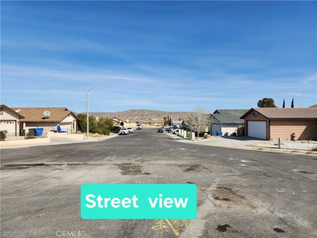 961 Chateau, Barstow, CA 92311