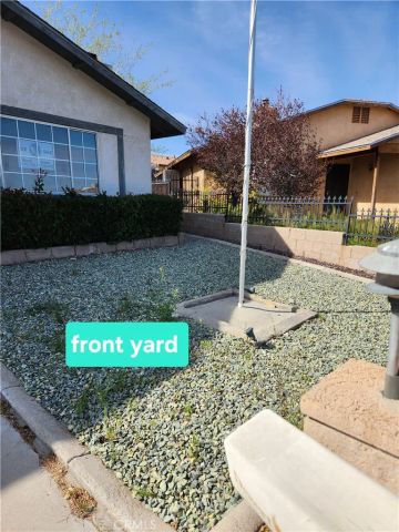 961 Chateau, Barstow, CA 92311