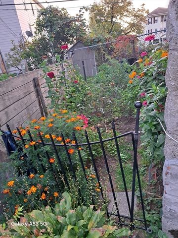 40 Ames St 3, Worcester, MA 01604