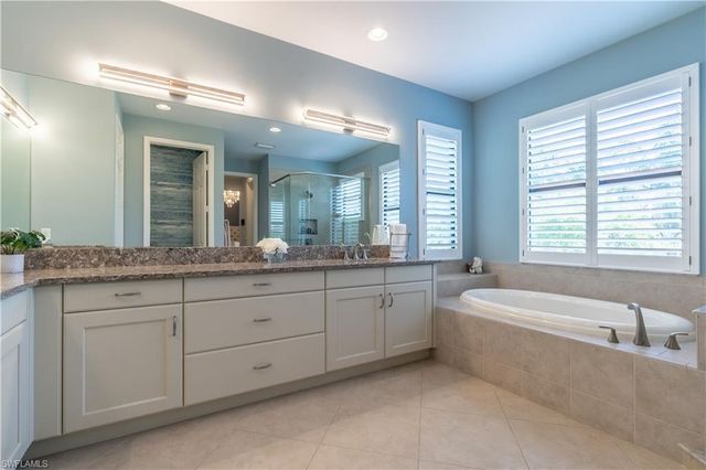 4347 Aurora ST, Naples, FL 34119
