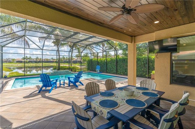 4347 Aurora ST, Naples, FL 34119