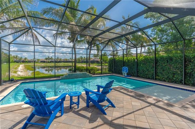 4347 Aurora ST, Naples, FL 34119