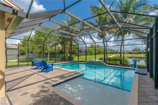 4347 Aurora ST, Naples, FL 34119