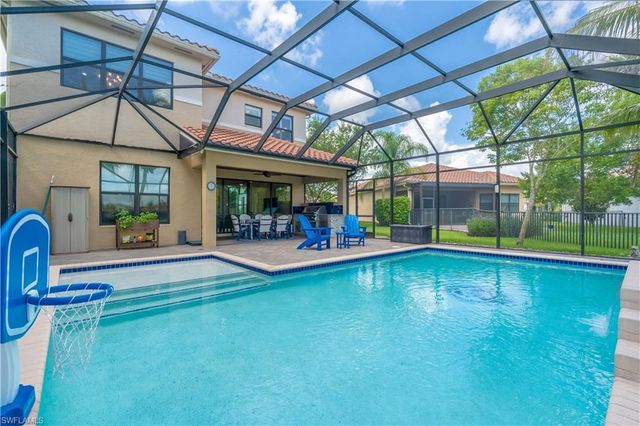 4347 Aurora ST, Naples, FL 34119