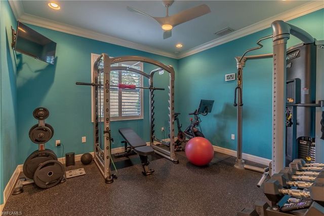 4347 Aurora ST, Naples, FL 34119