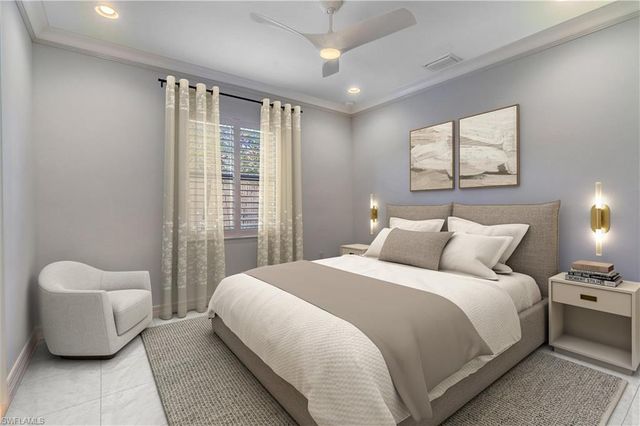 4347 Aurora ST, Naples, FL 34119