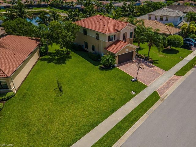 4347 Aurora ST, Naples, FL 34119