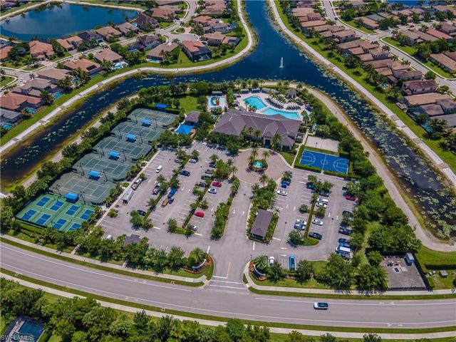 4347 Aurora ST, Naples, FL 34119