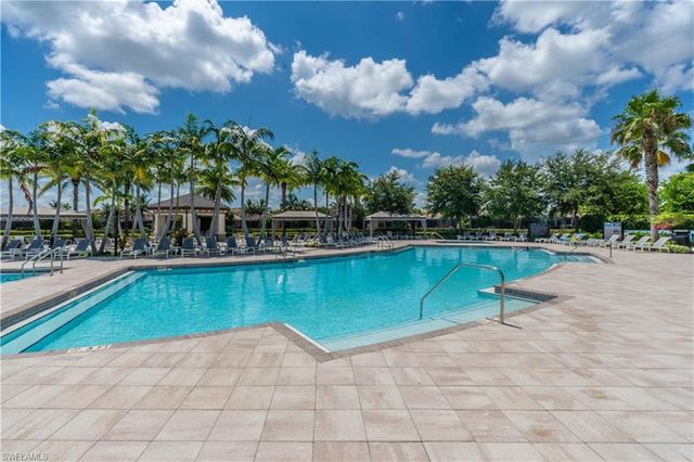 4347 Aurora ST, Naples, FL 34119