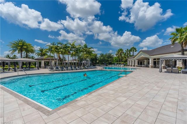 4347 Aurora ST, Naples, FL 34119
