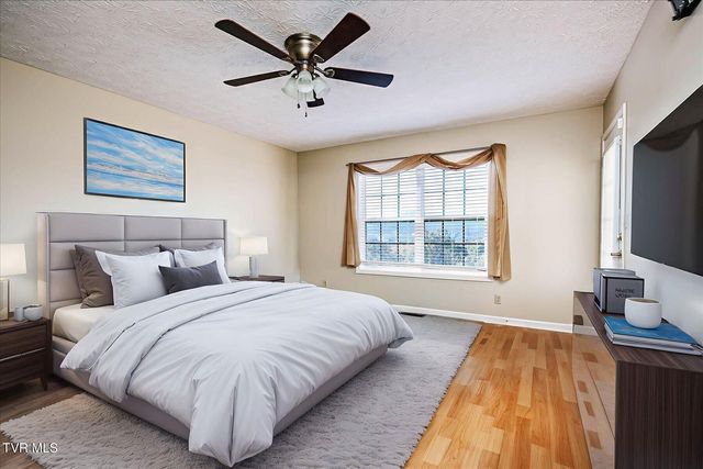 953 Cornerstone Court, ., Kingsport, TN 37660