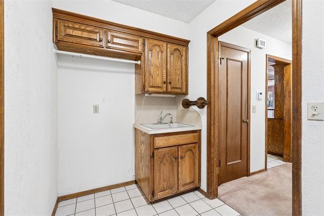 6812 Newman Drive, Oklahoma City, OK 73162