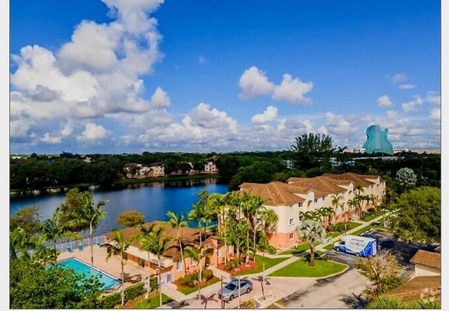 3700 N 56TH Avenue 1030, Hollywood, FL 33021