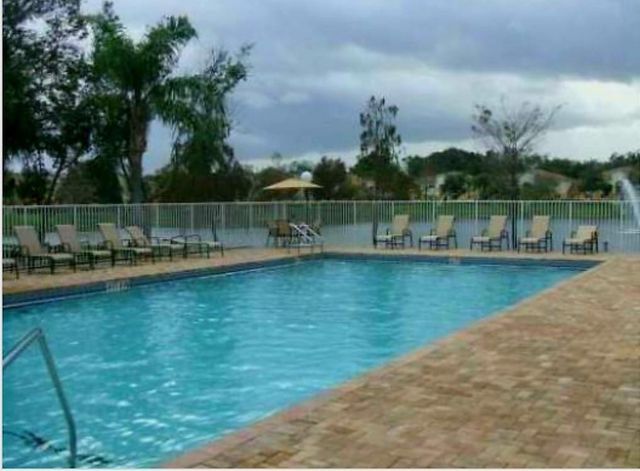 3700 N 56TH Avenue 1030, Hollywood, FL 33021