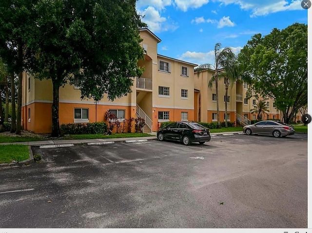 3700 N 56TH Avenue 1030, Hollywood, FL 33021
