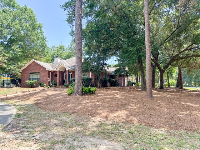 282 Wava Avenue, Niceville, FL 32578
