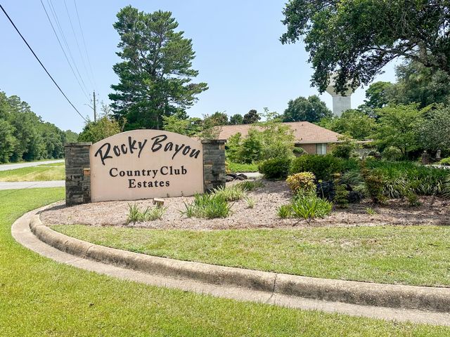 282 Wava Avenue, Niceville, FL 32578
