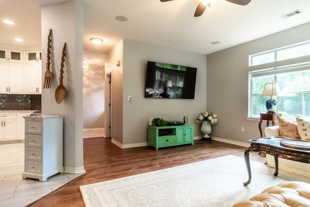 282 Wava Avenue, Niceville, FL 32578