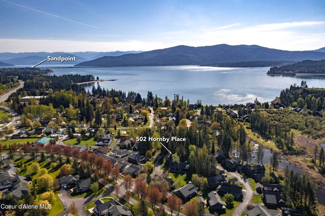502 Hornby PL, Dover, ID 83825