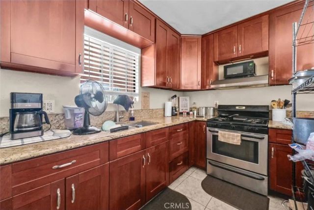 2295 Ramona, San Bernardino, CA 92411