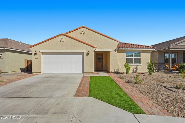 4650 W GILBERT Lane, San Tan Valley, AZ 85144