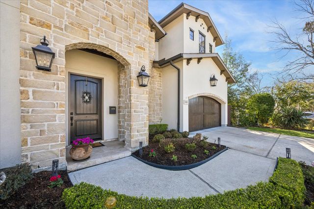 1525 Wakefield Drive, Houston, TX 77018