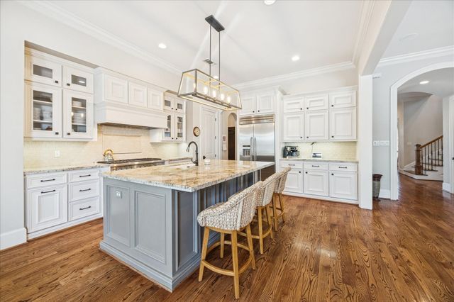 1525 Wakefield Drive, Houston, TX 77018