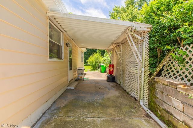 260 Horn Street, Barberton, OH 44203