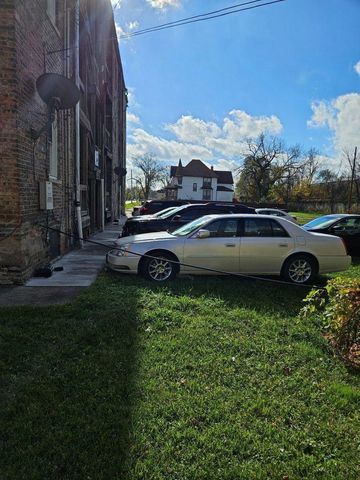 540 W 65th Street, Chicago, IL 60621