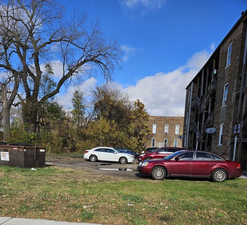 540 W 65th Street, Chicago, IL 60621