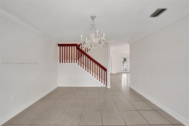 9950 SW 12th St, Pembroke Pines, FL 33025