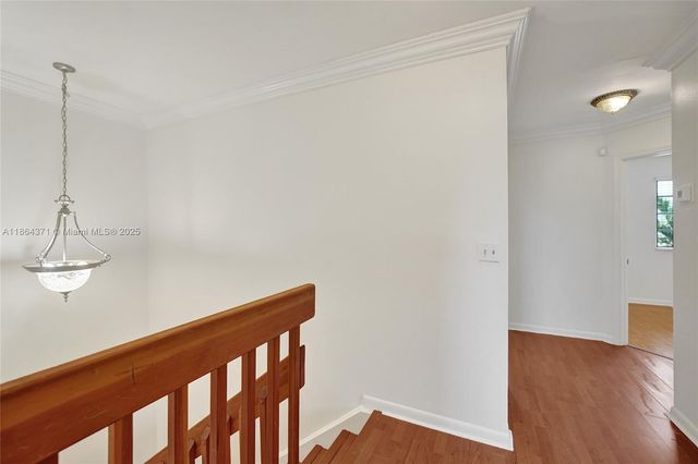 9950 SW 12th St, Pembroke Pines, FL 33025