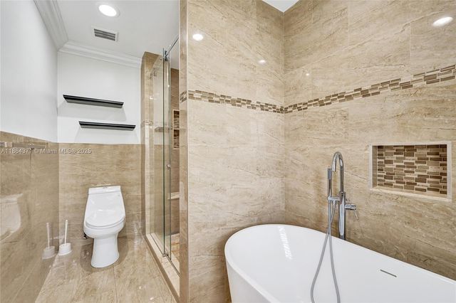 9950 SW 12th St, Pembroke Pines, FL 33025