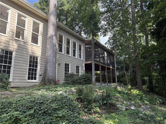 739 Robinson Farms Drive, Marietta, GA 30068