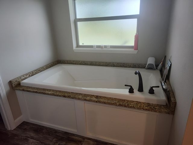 1898 E 332nd Road, Polk, MO 65727