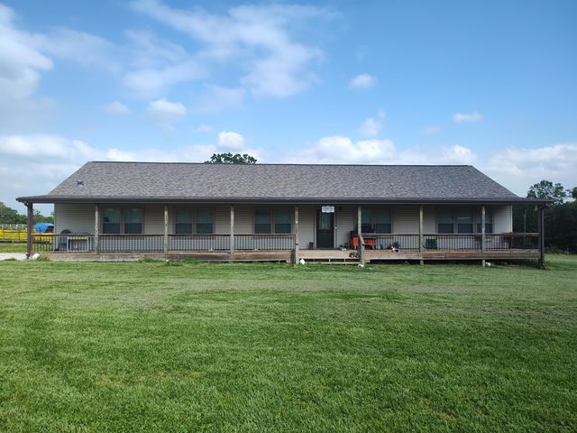 1898 E 332nd Road, Polk, MO 65727