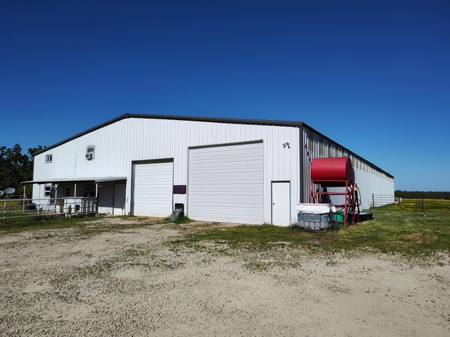 1898 E 332nd Road, Polk, MO 65727
