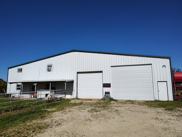 1898 E 332nd Road, Polk, MO 65727