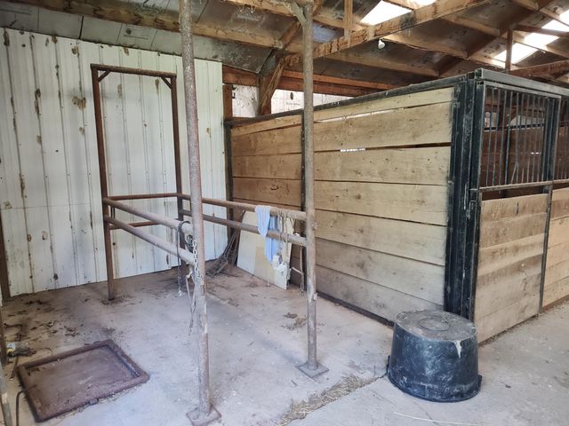 1898 E 332nd Road, Polk, MO 65727