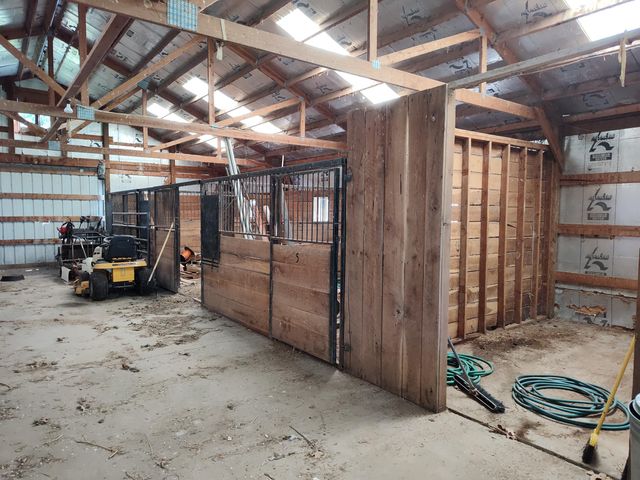 1898 E 332nd Road, Polk, MO 65727