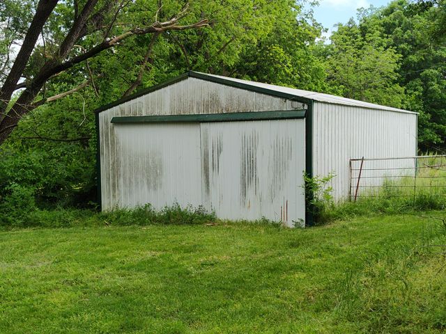 1898 E 332nd Road, Polk, MO 65727