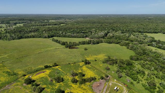 1898 E 332nd Road, Polk, MO 65727