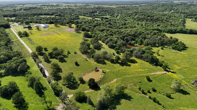 1898 E 332nd Road, Polk, MO 65727