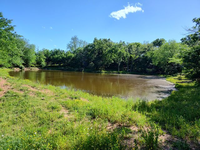 1898 E 332nd Road, Polk, MO 65727