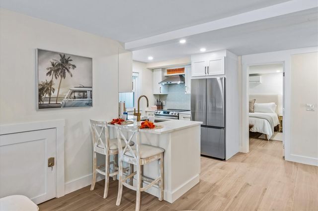 112 CEDAR AVENUE, Anna Maria, FL 34216