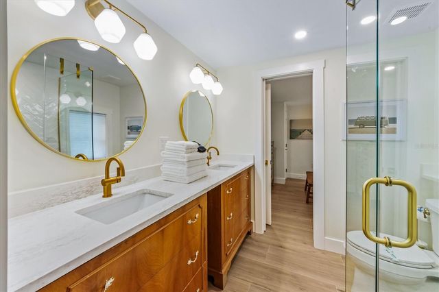 112 CEDAR AVENUE, Anna Maria, FL 34216