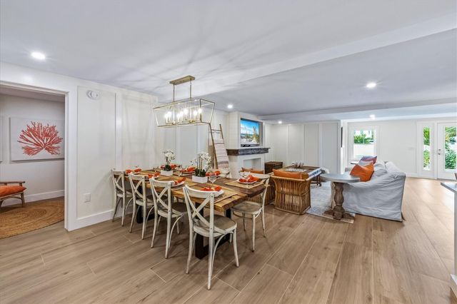 112 CEDAR AVENUE, Anna Maria, FL 34216