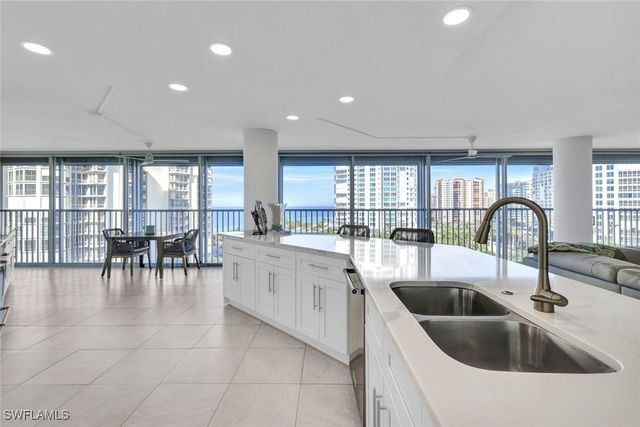 4041 Gulf Shore BLVD N 907, Naples, FL 34103