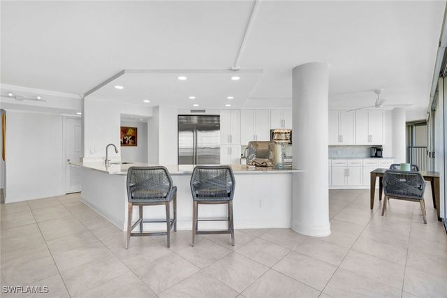 4041 Gulf Shore BLVD N 907, Naples, FL 34103