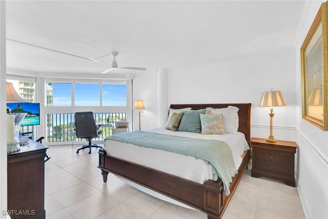 4041 Gulf Shore BLVD N 907, Naples, FL 34103